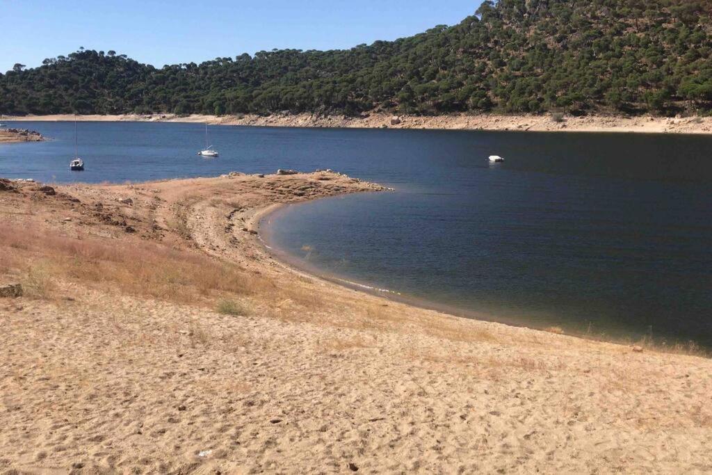 Precioso Piso En La Playa De Madrid A 45 Min Del Centro De La Ciudad Leilighet San Martín de Valdeiglesias Eksteriør bilde