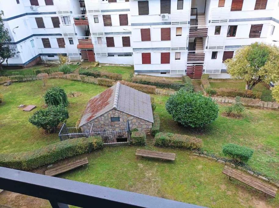 Precioso Piso En La Playa De Madrid A 45 Min Del Centro De La Ciudad Leilighet San Martín de Valdeiglesias Eksteriør bilde